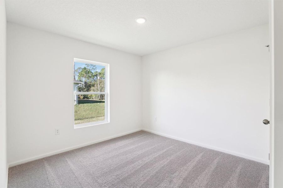 22-web-or-mls-San Filippo Dr SE-022