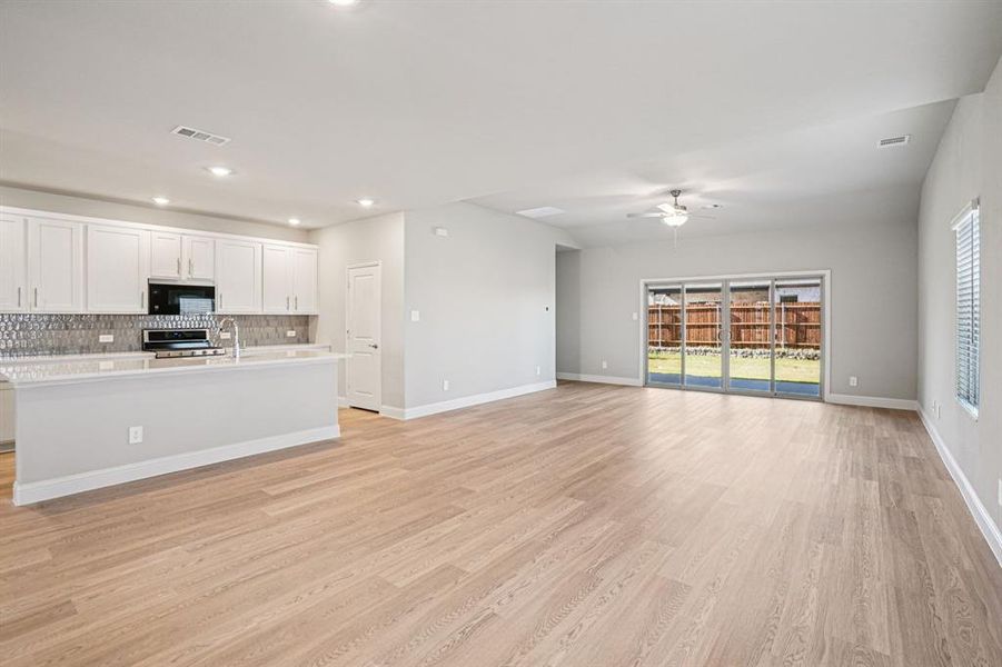 Photo is not of the actual home, but is an inspirational photo of builder’s model home and may depict options, furnishings, and/or decorator features that are not included.