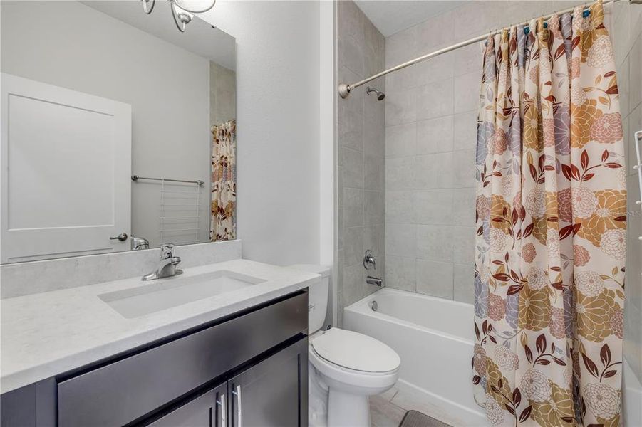 Furnished interior view inside a new home in , Ormond Beach (Image 17).