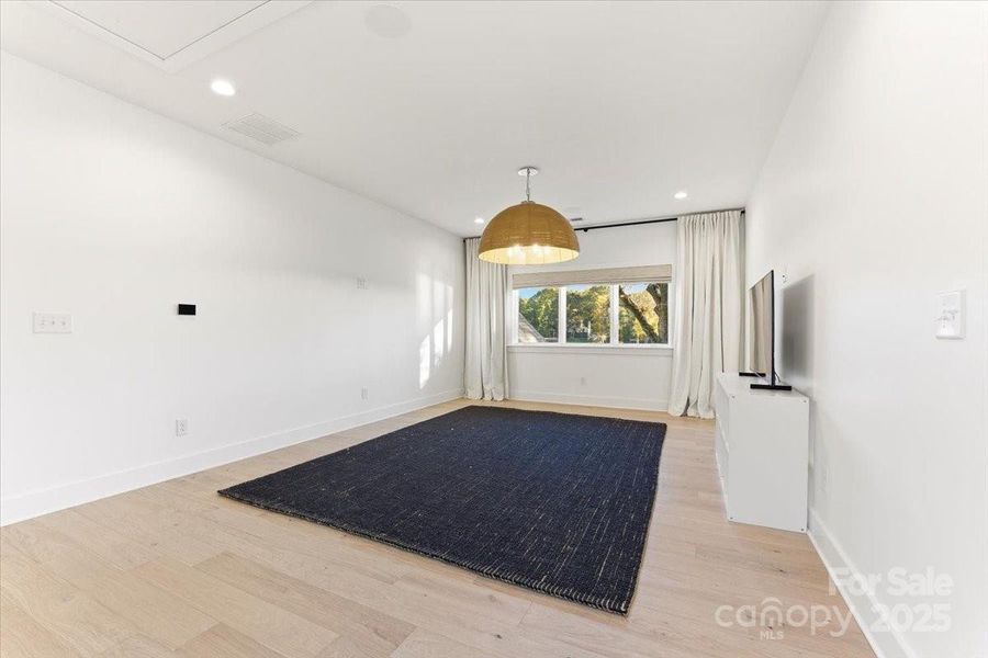 Bonus Room/Loft upstairs makes for a great additional living area for the upstairs bedrooms and has waterviews. Bonus Room/Loft upstairs makes for a great additional living area for the upstairs bedrooms and has waterviews.