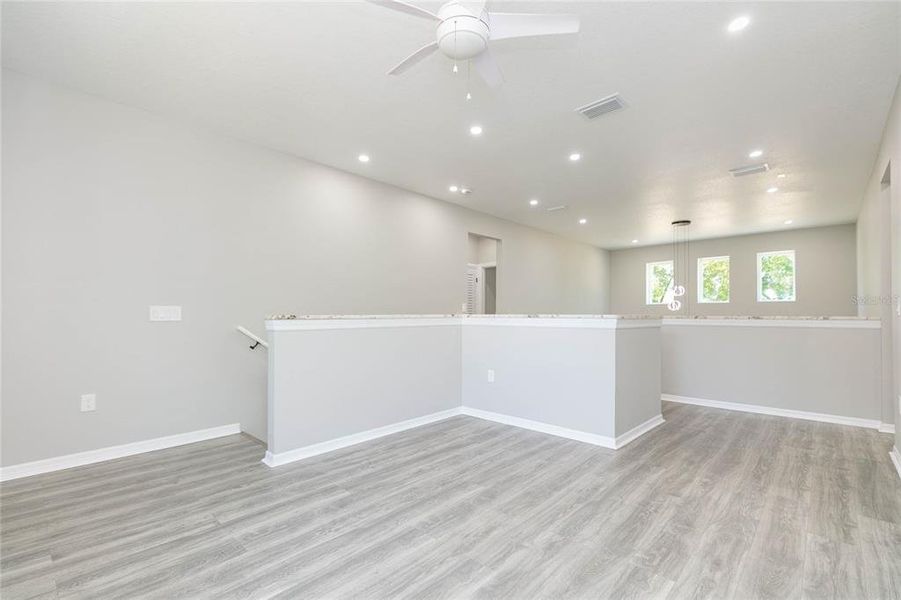 Spacious, unfurnished interior of a new home in , Dade City (Image 43).