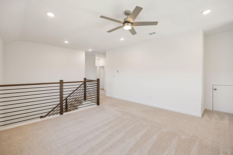 Spacious, unfurnished interior of a new home in Montgomery Bend, Montgomery (Image 28).