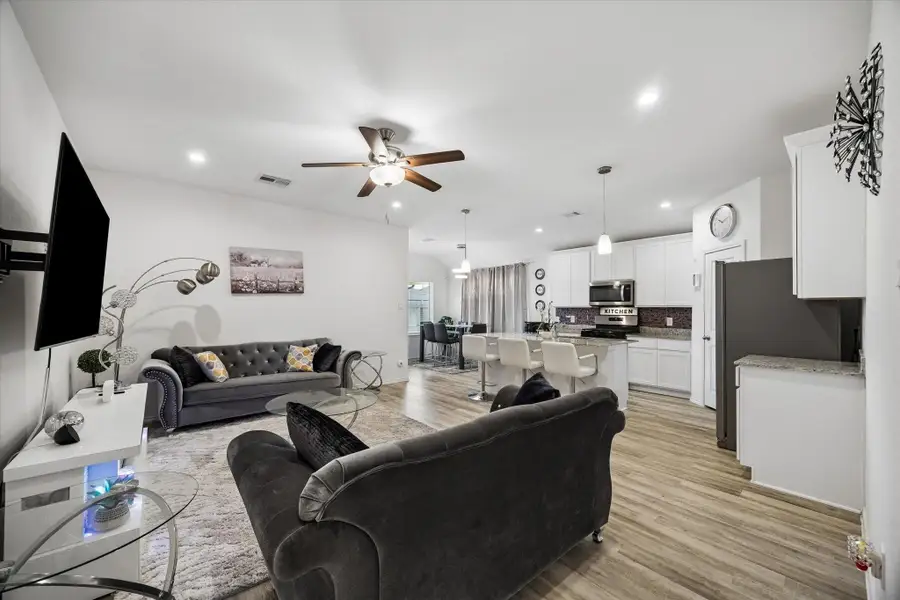 Furnished interior view inside a new home in Tamarron, Fulshear (Image 12).