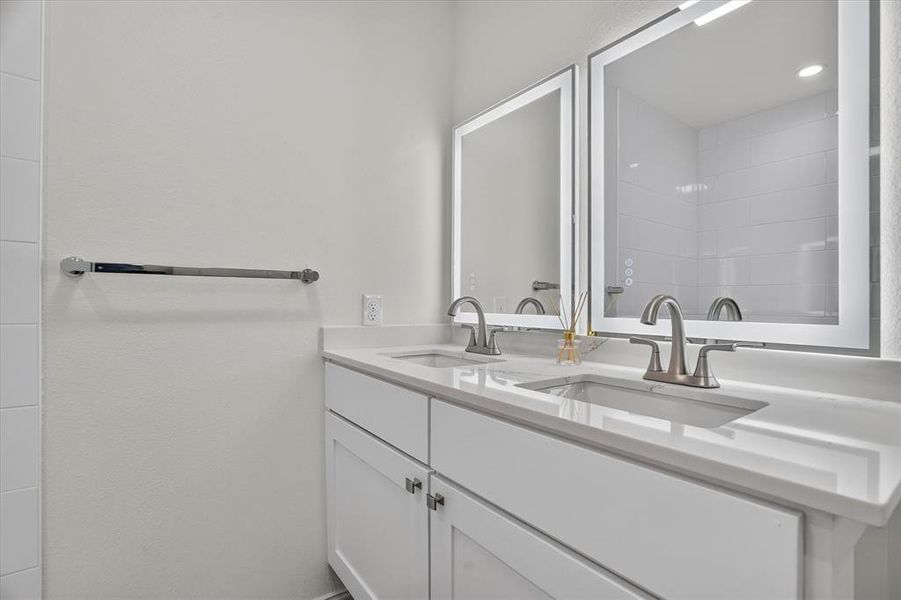 Image 34 of a home in .