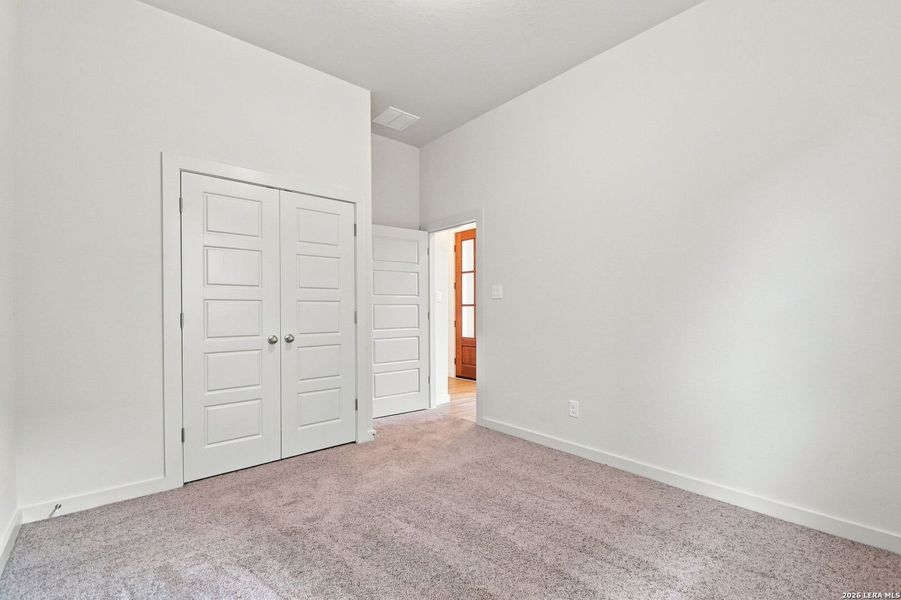 Spacious, unfurnished interior of a new home in Rhine Valley, Schertz (Image 23). Spacious, unfurnished interior of a new home in Rhine Valley, Schertz (Image 23).