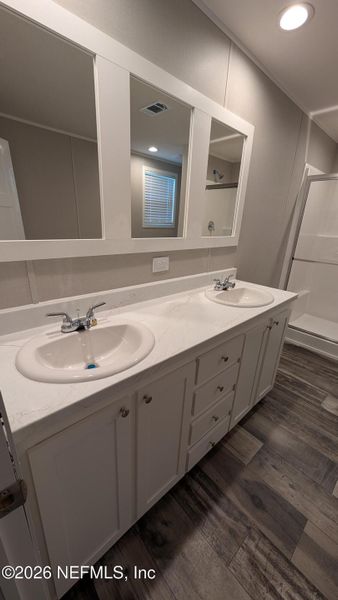 Furnished interior view inside a new home in , Callahan (Image 6).