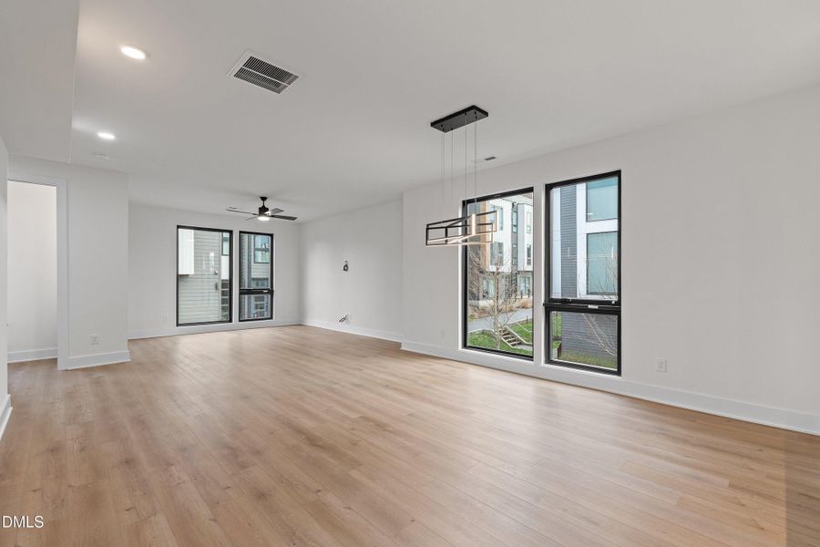 45-512 Gordon St, 1101_0664