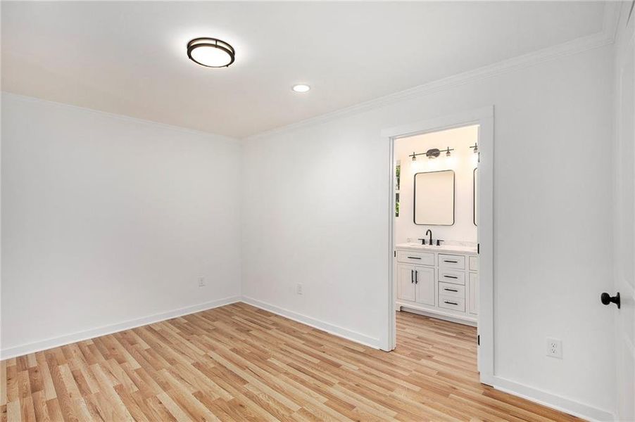 Spacious, unfurnished interior of a new home in , Villa Rica (Image 19).