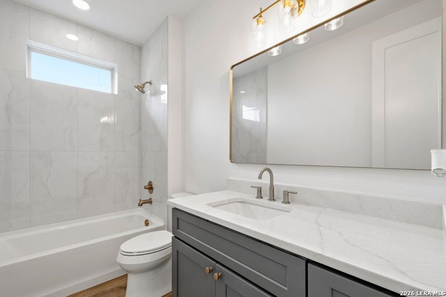 Furnished interior view inside a new home in , Canyon Lake (Image 10).