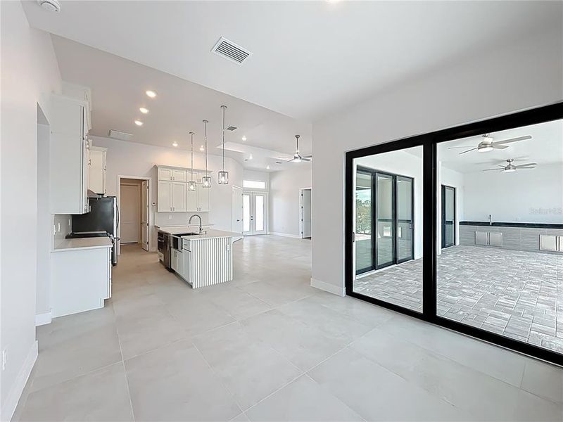 Spacious, unfurnished interior of a new home in , Port Charlotte (Image 38).