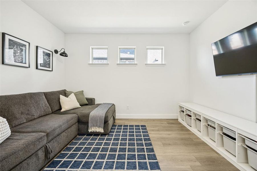 Furnished interior view inside a new home in Stoneridge, Melissa (Image 38).