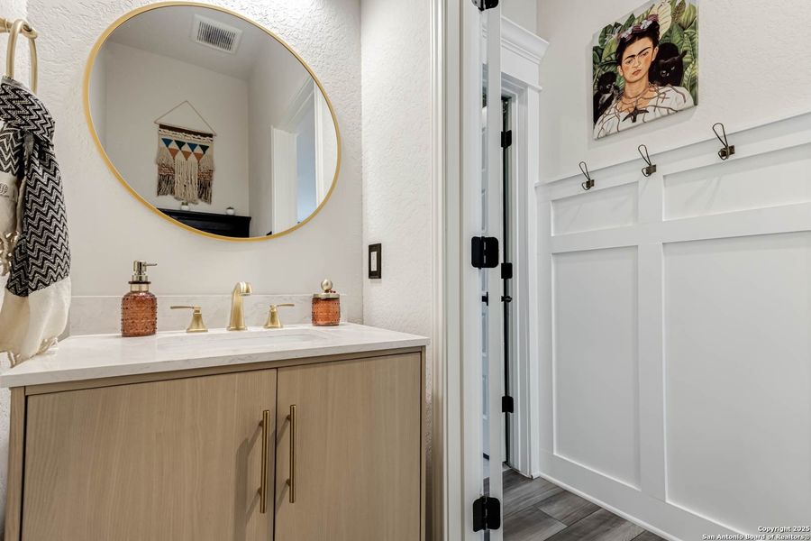 Furnished interior view inside a new home in Prescott Oaks, San Antonio (Image 36).