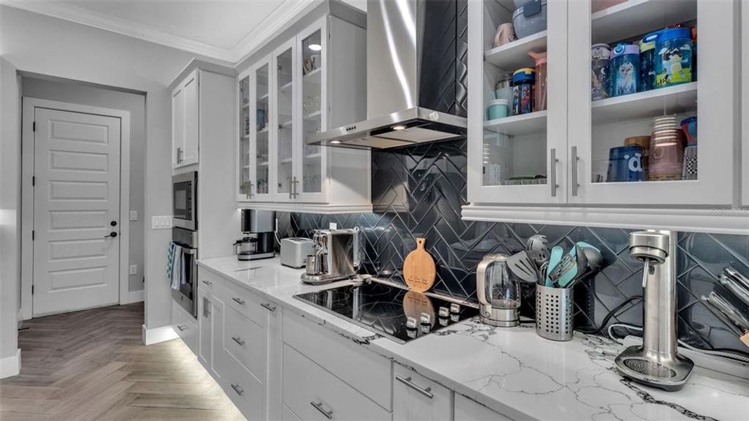 Furnished interior view inside a new home in , Winter Haven (Image 40).