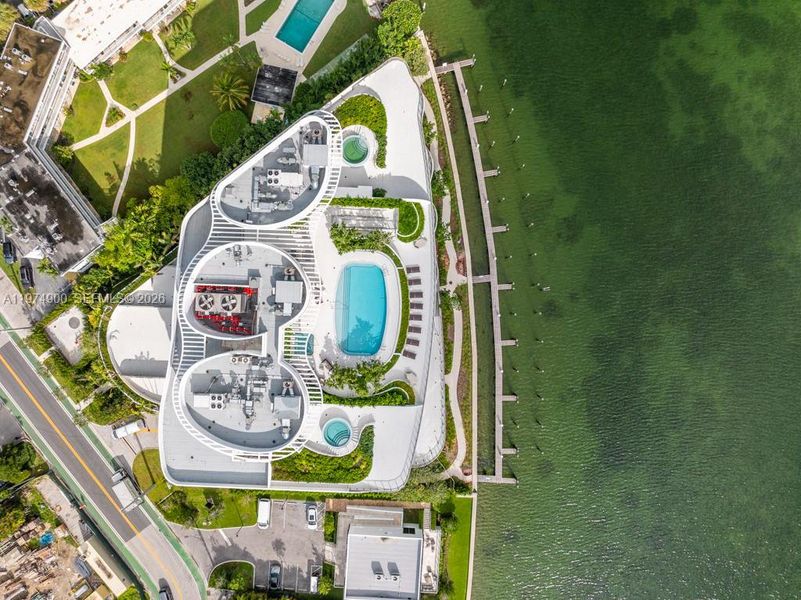 Community amenities in , Bay Harbor Islands (Image 37).