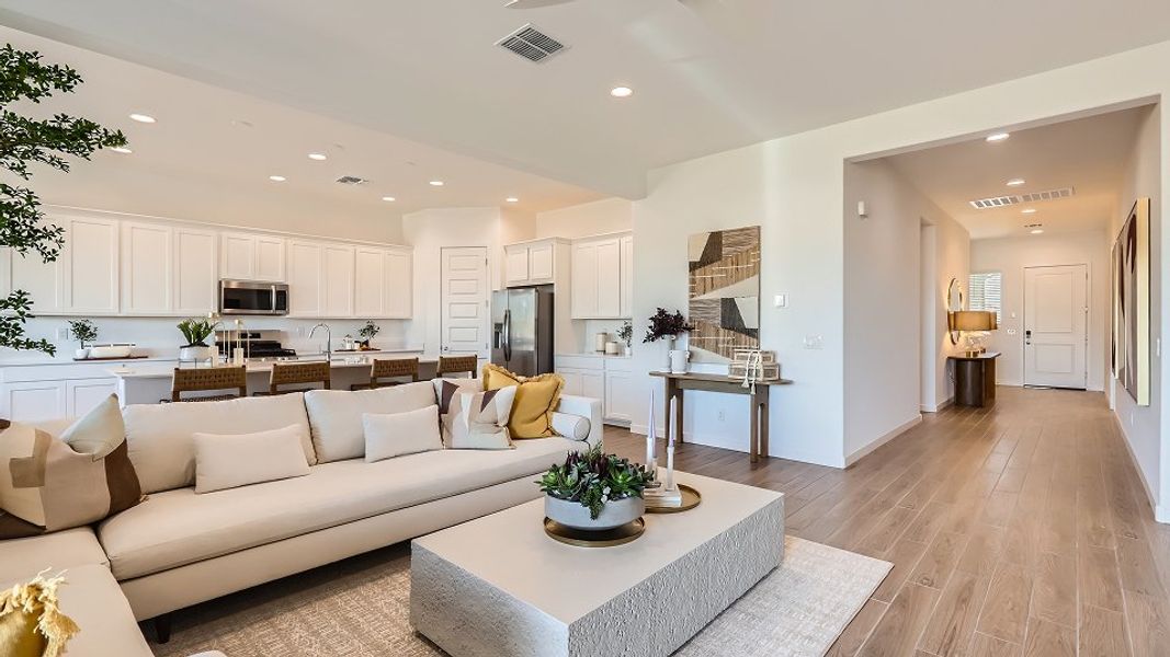 4585 Trillium Great 2of2 Base10