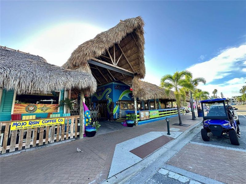 Community amenities in , Sarasota (Image 24).