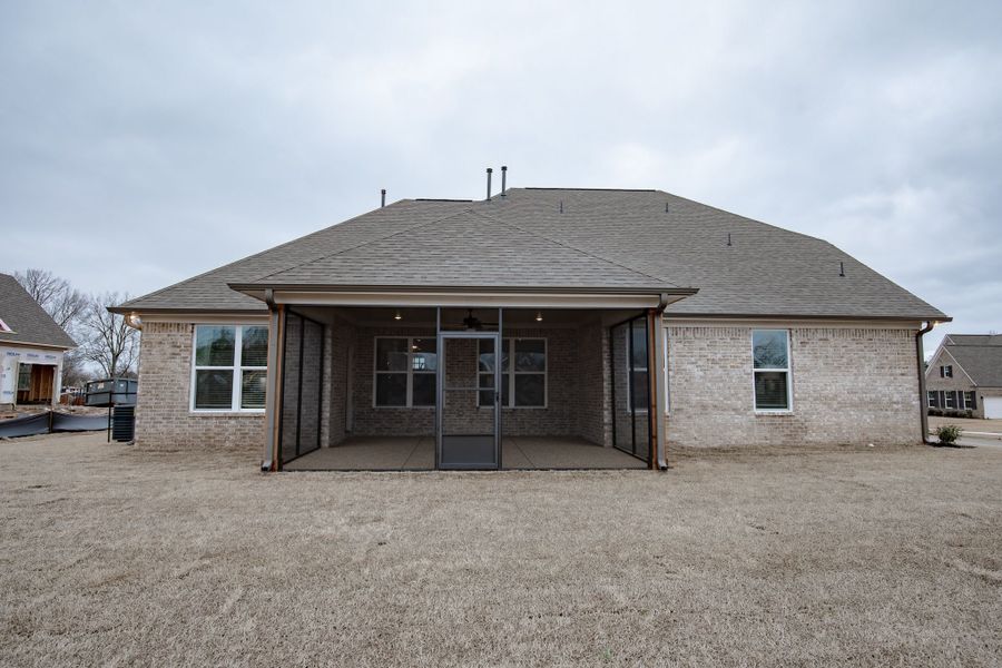 Representative exterior details of a home built from the Willow by Grant & Co in Manor at Hall Creek, Arlington (Image 3).