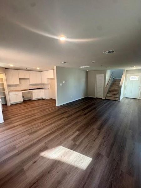 Spacious, unfurnished interior of a new home in Townsend Reserve, Splendora (Image 21).