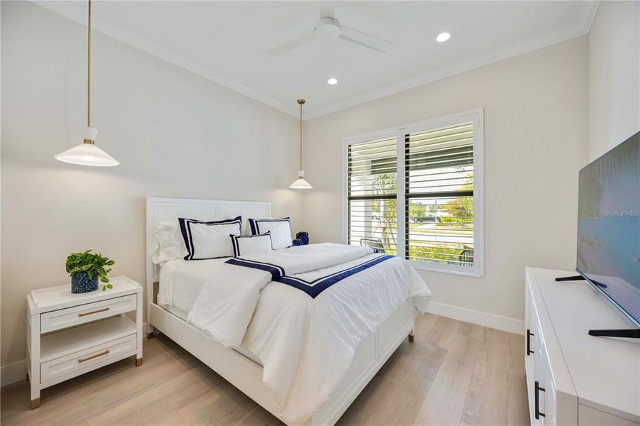 Furnished interior view inside a new home in Gran Place, Venice (Image 18).