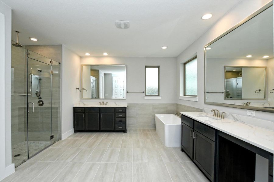 Furnished interior view inside a new home in The Hollows on Lake Travis, Leander (Image 11).