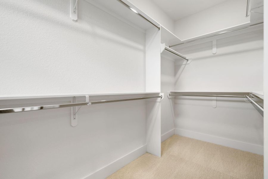 Spacious, unfurnished interior of a new home in , Tomball (Image 27).