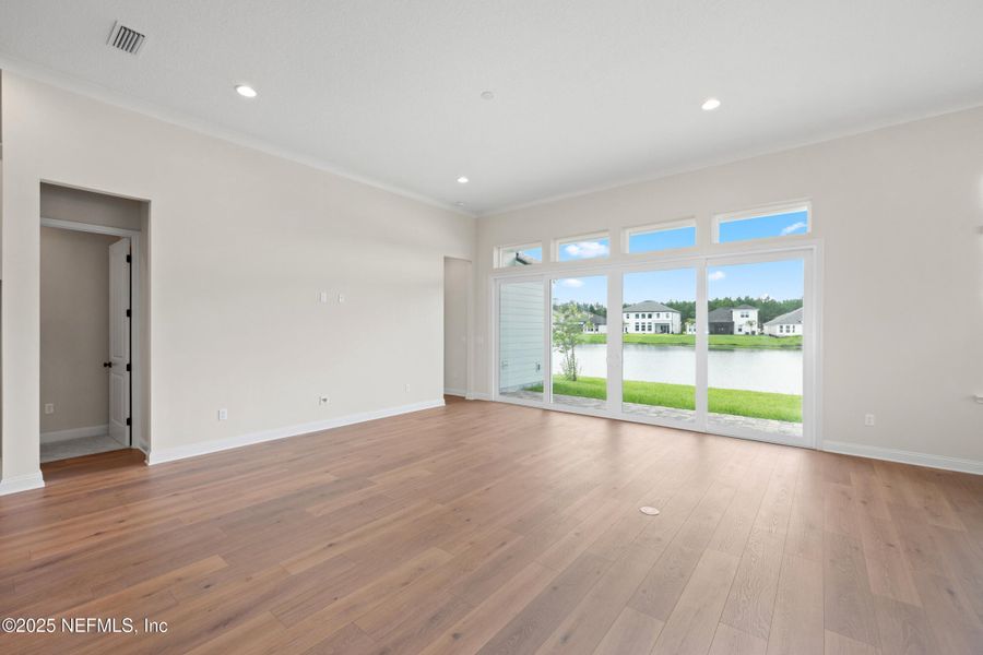 Spacious, unfurnished interior of a new home in Silver Landing at SilverLeaf, St. Augustine (Image 40). Spacious, unfurnished interior of a new home in Silver Landing at SilverLeaf, St. Augustine (Image 40).