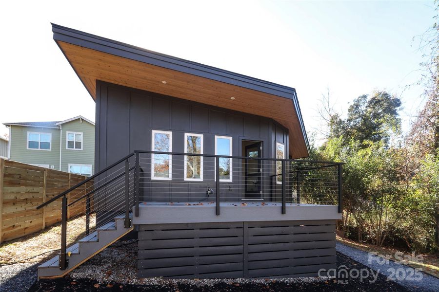 Exterior details and patio area of a home in , Charlotte (Image 24).