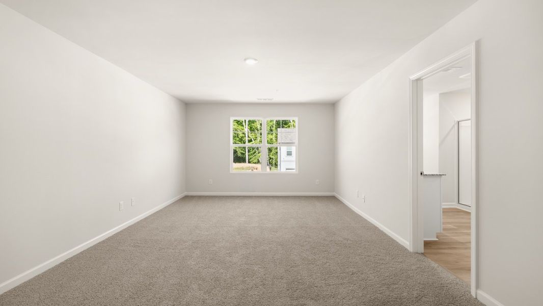 Representative unfurnished interior of a home built from the Hayden by D.R. Horton in Creekview, Atlanta (Image 19).