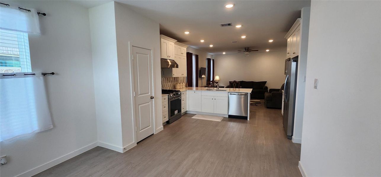 Furnished interior view inside a new home in Anniston, Katy (Image 11).