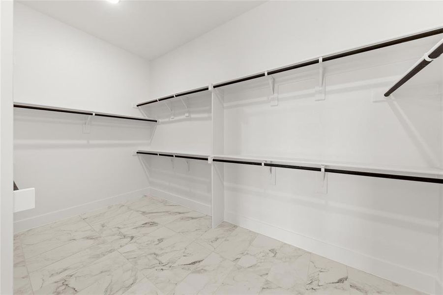 991 Stanford  Closet