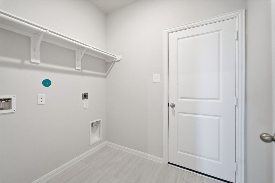 Spacious, unfurnished interior of a new home in Ashland, Richwood (Image 48).