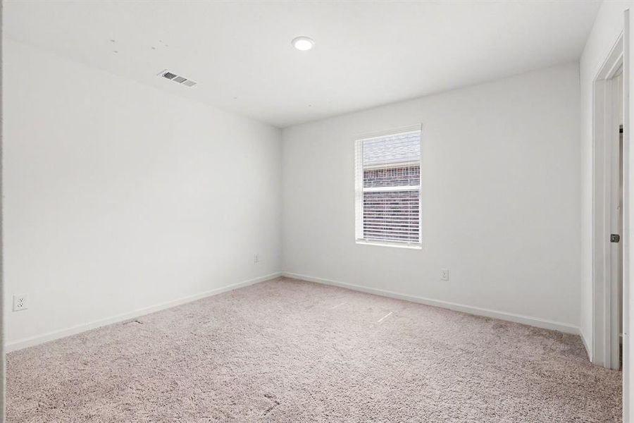 Spacious, unfurnished interior of a new home in , Princeton (Image 33).