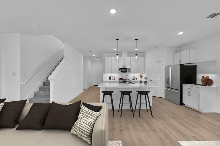 Furnished interior view inside a new home in Rolling Ridge, Van Alstyne (Image 26). Furnished interior view inside a new home in Rolling Ridge, Van Alstyne (Image 26).