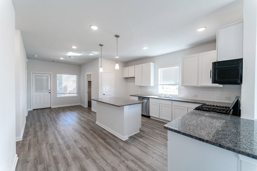 Furnished interior view inside a new home in La Terra, Celina (Image 4).