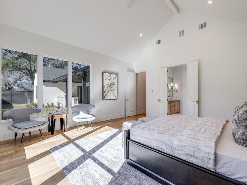 Furnished interior view inside a new home in , Dallas (Image 12).