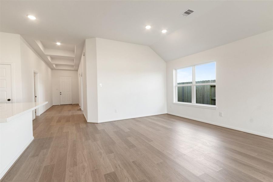 Spacious, unfurnished interior of a new home in Creekhaven, Arcola (Image 16).