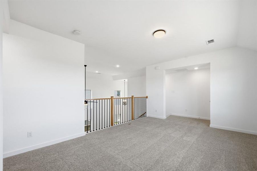 Spacious, unfurnished interior of a new home in Hillstead, Lavon (Image 16).