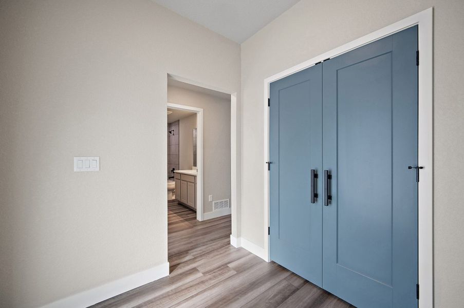 Spacious, unfurnished interior of a new home in Pony Park, Colorado Springs (Image 19). Spacious, unfurnished interior of a new home in Pony Park, Colorado Springs (Image 19).