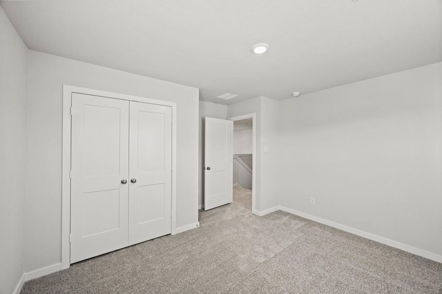 Spacious, unfurnished interior of a new home in Magnolia Springs, Montgomery (Image 24).