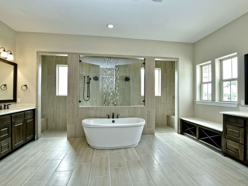 Representative furnished interior of a home built from the Siena II by Giddens Homes in Clearwater Ranch, Liberty Hill (Image 94).