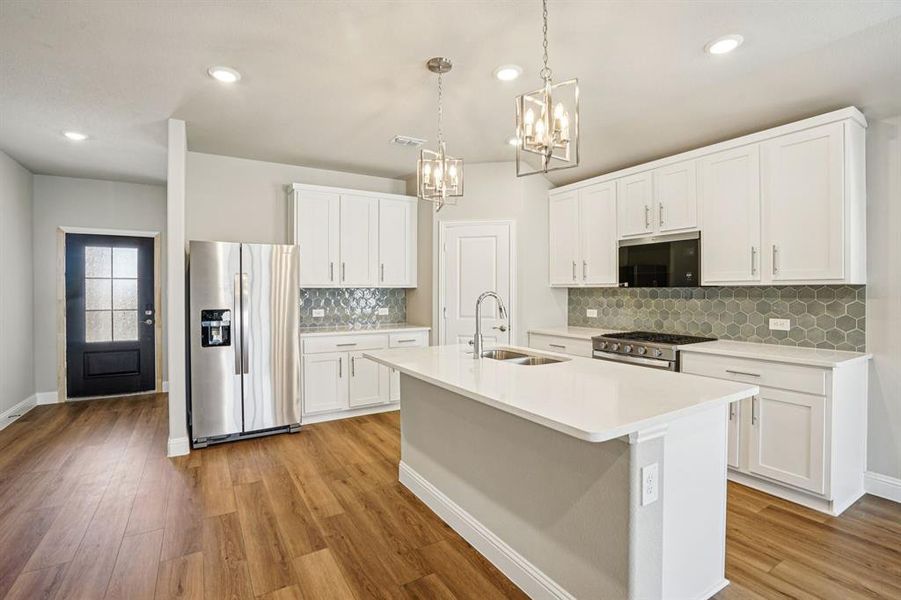 Furnished interior view inside a new home in Stonehaven, Seagoville (Image 9).