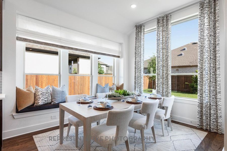 Furnished interior view inside a new home in , Mont Belvieu (Image 32).