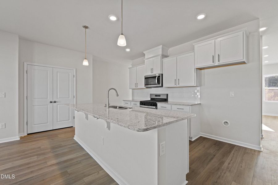 10-7242 Morris Acres Rd_7994