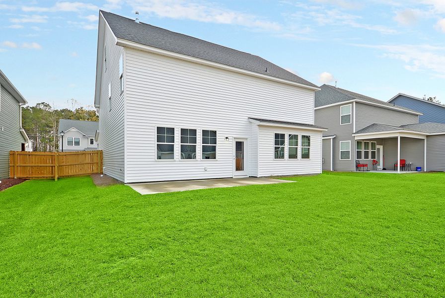 Maywood I Rear Exterior