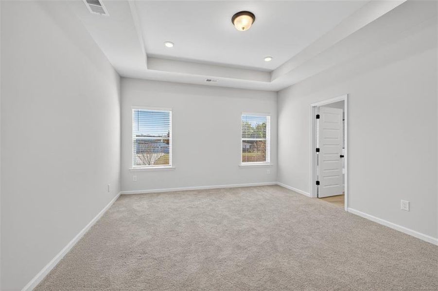 Spacious, unfurnished interior of a new home in Franklin Manor, Lawrenceville (Image 45).