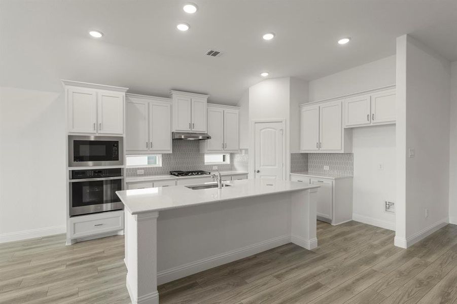 04_14551 Elion, Pilot Point