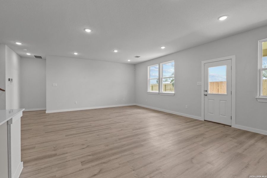 Spacious, unfurnished interior of a new home in Garden Grove, San Antonio (Image 31). Spacious, unfurnished interior of a new home in Garden Grove, San Antonio (Image 31).