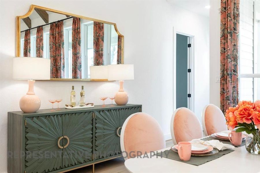 Furnished interior view inside a new home in Goodland, Venus (Image 22).