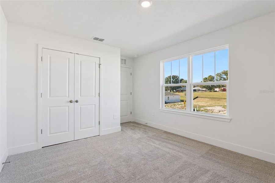 Spacious, unfurnished interior of a new home in Eden Crest, Apopka (Image 17).