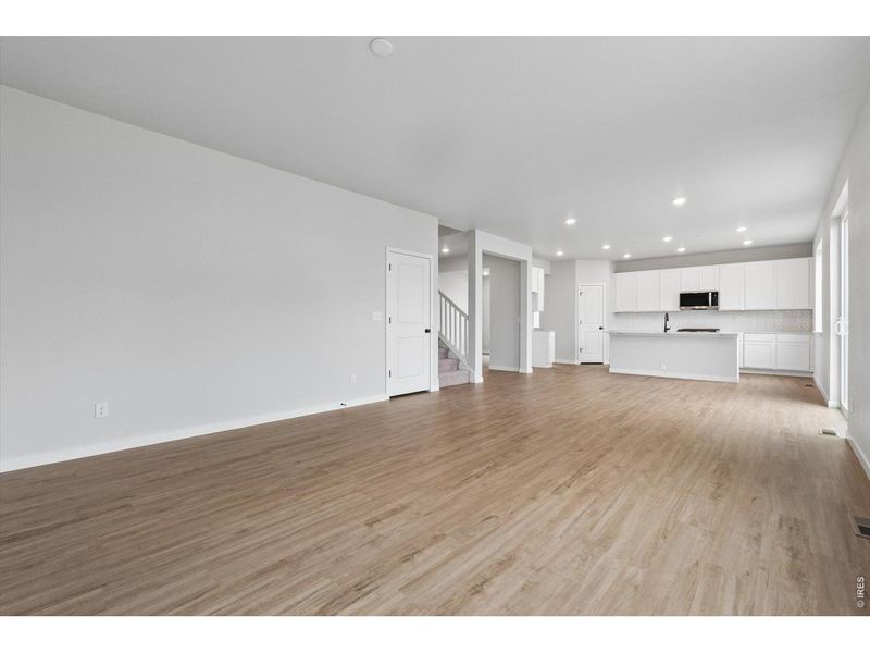 Spacious, unfurnished interior of a new home in Prairie Song, Windsor (Image 22).